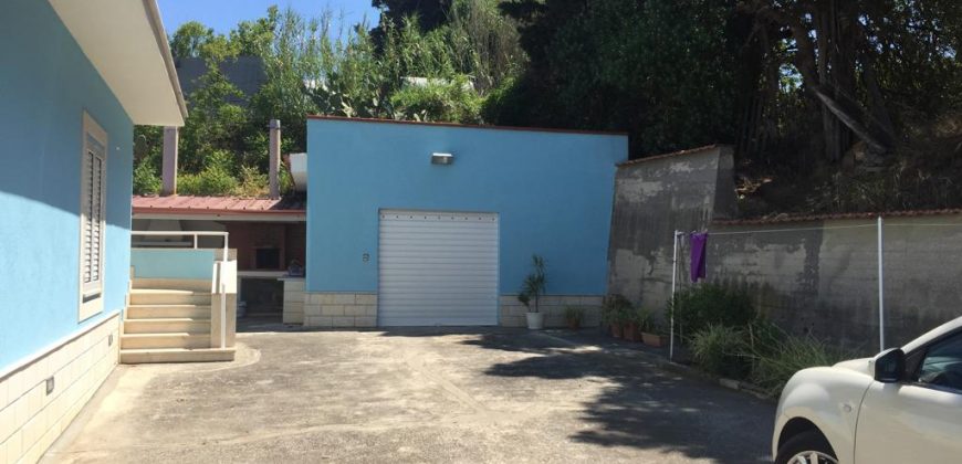 Villa in vendita a Trappeto, Contrada San Cataldo