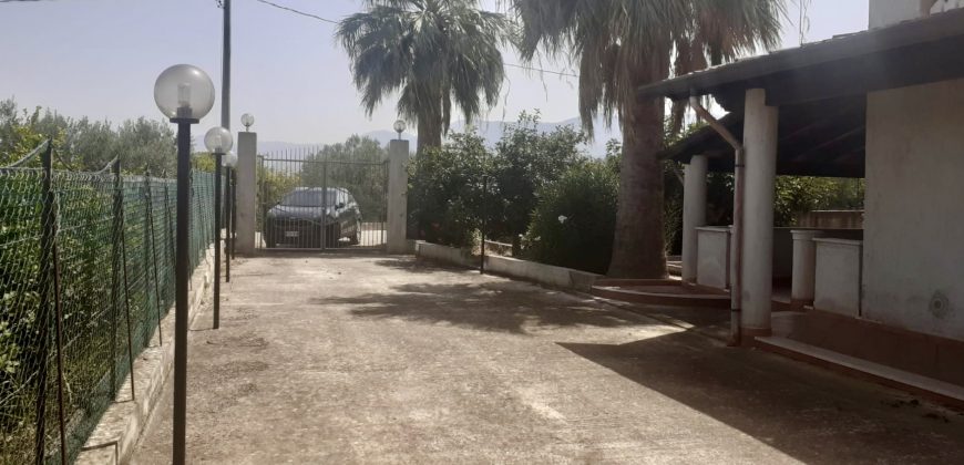 Villa in vendita a Partinico, Contrada Cicala