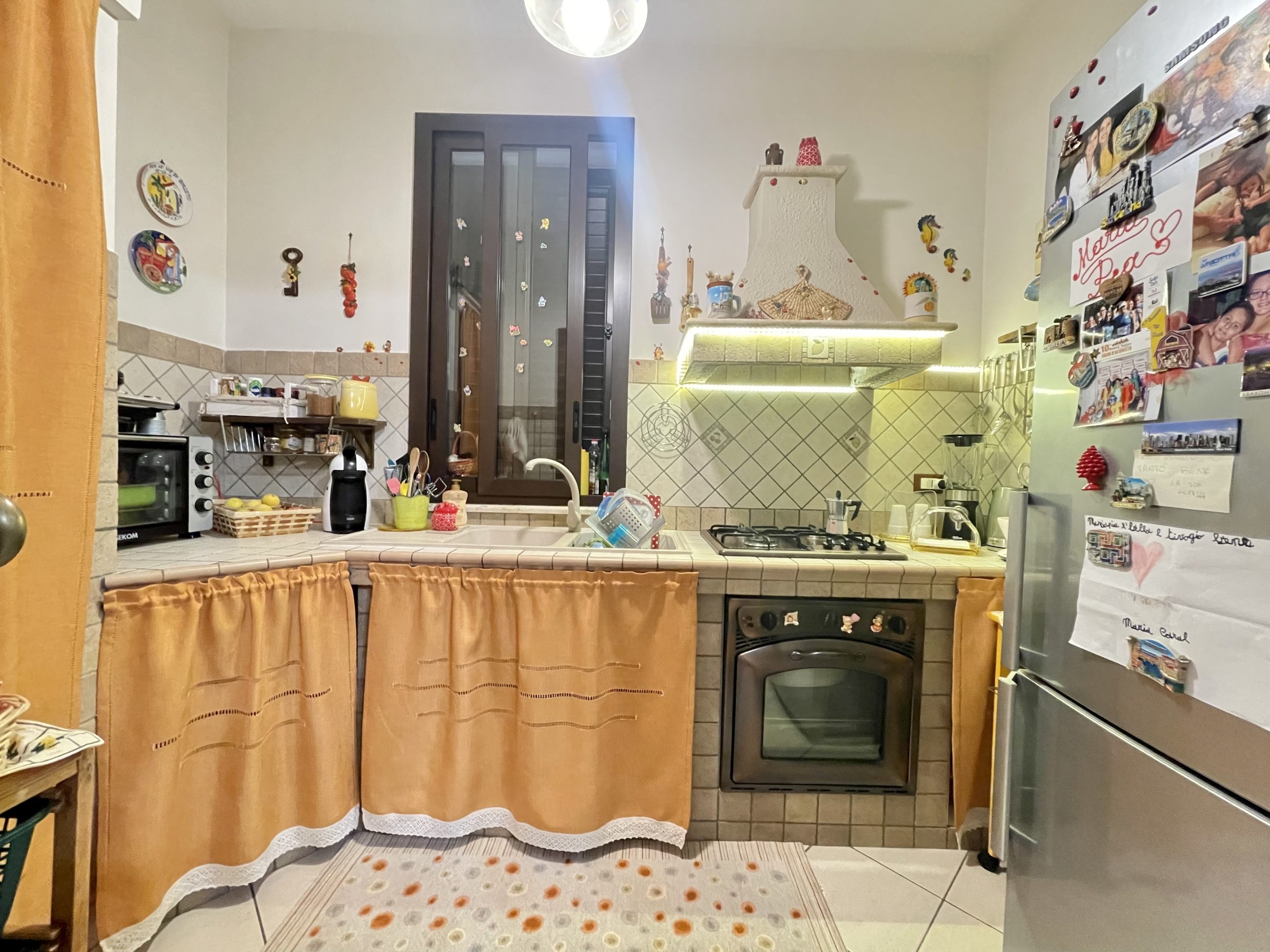 Appartamento con terrazzo in vendita a Partinico, Via Veronese
