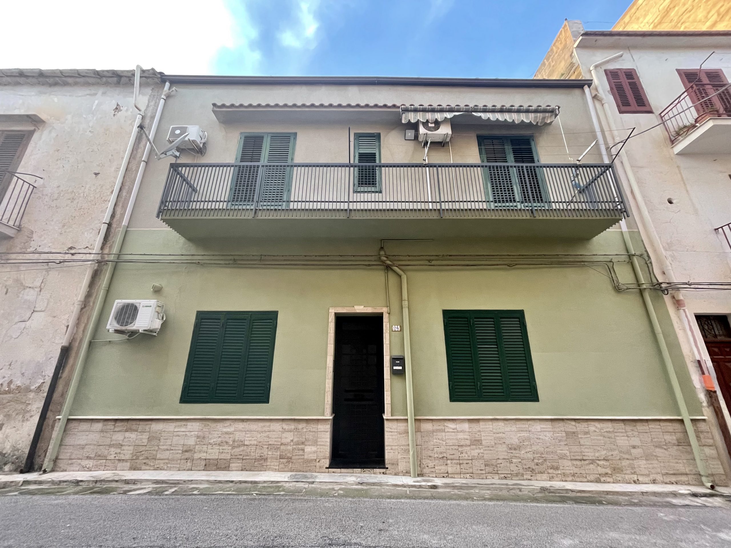 Casa indipendente in vendita a Partinico, Via Maddalena