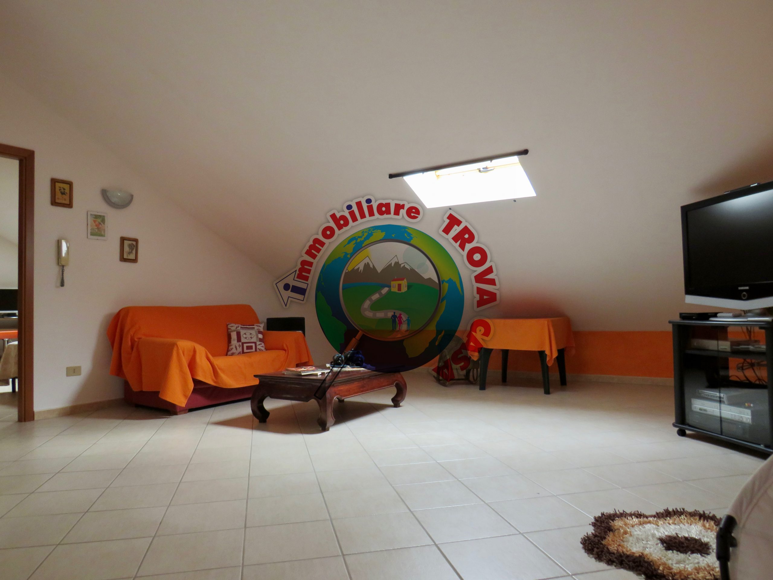 Appartamento con mansarda in vendita a Partinico, Via Pitagora