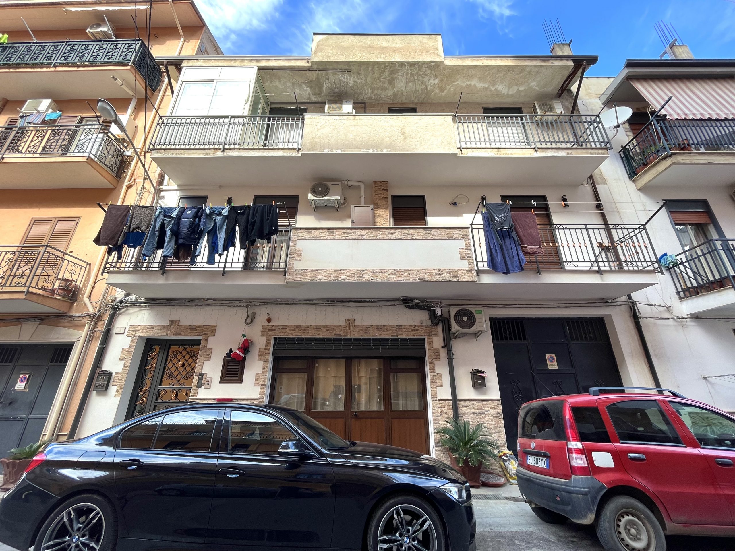 Appartamento con garage e mansarda in vendita a Partinico, Via Strauss