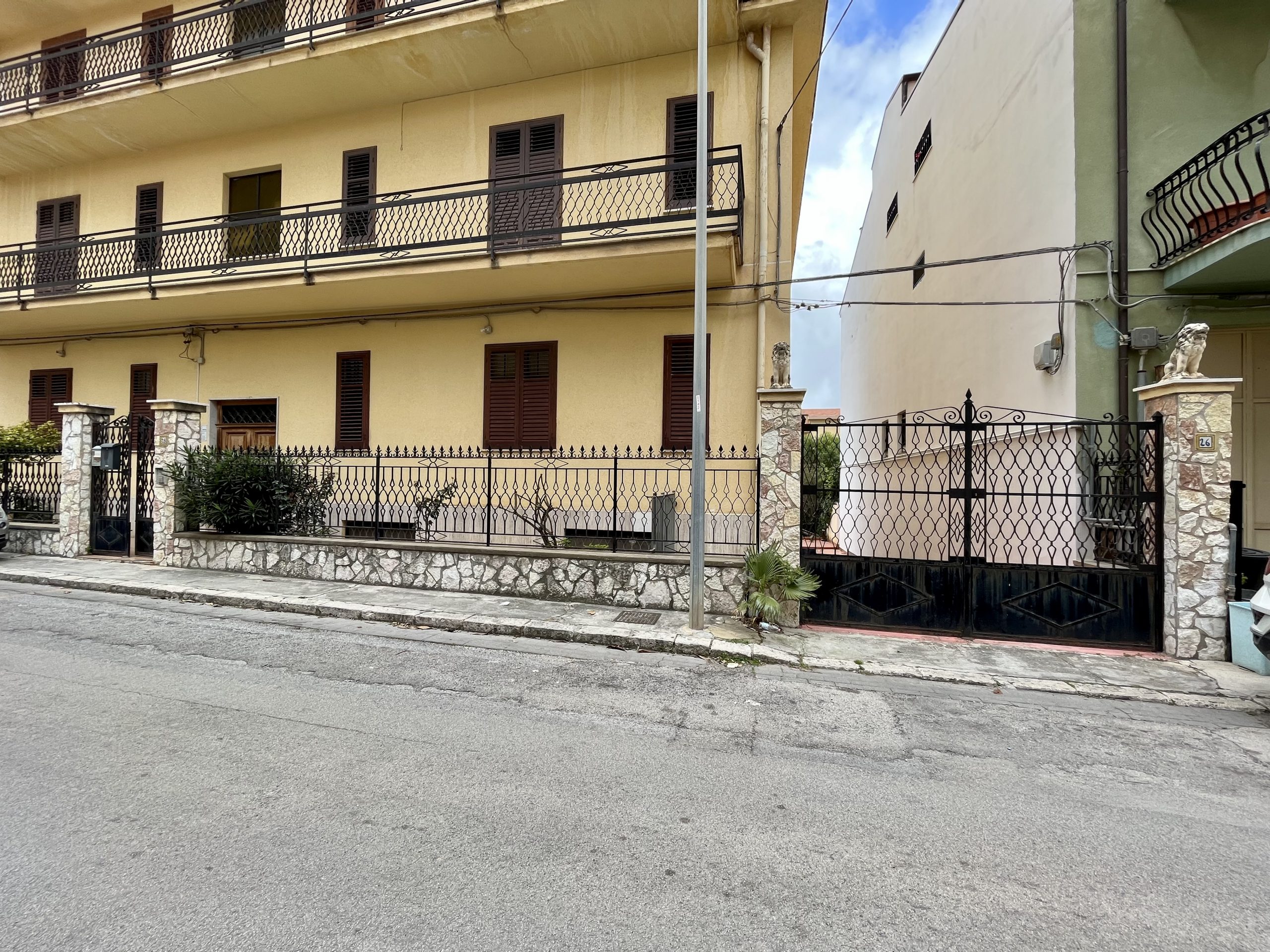 Appartamento con giardino in vendita a Partinico, Via B. Croce