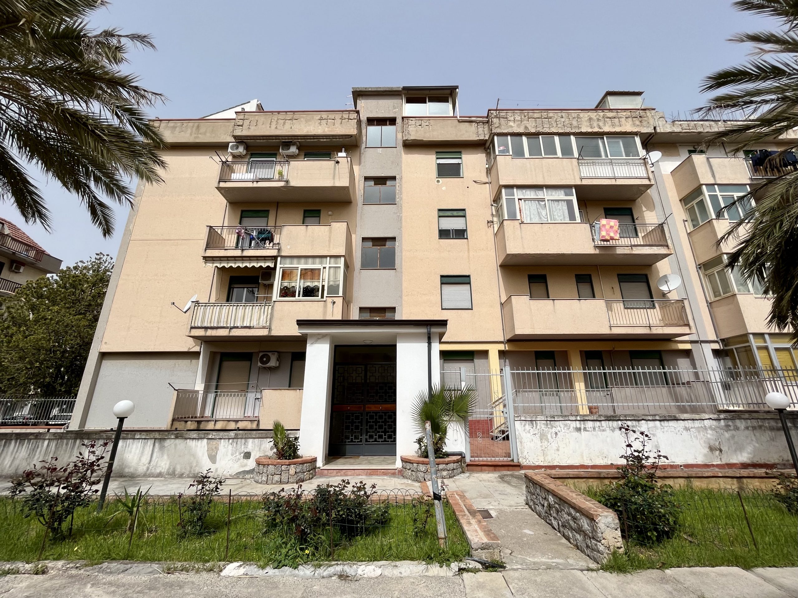 Appartamento in vendita a Partinico, Via De Amicis