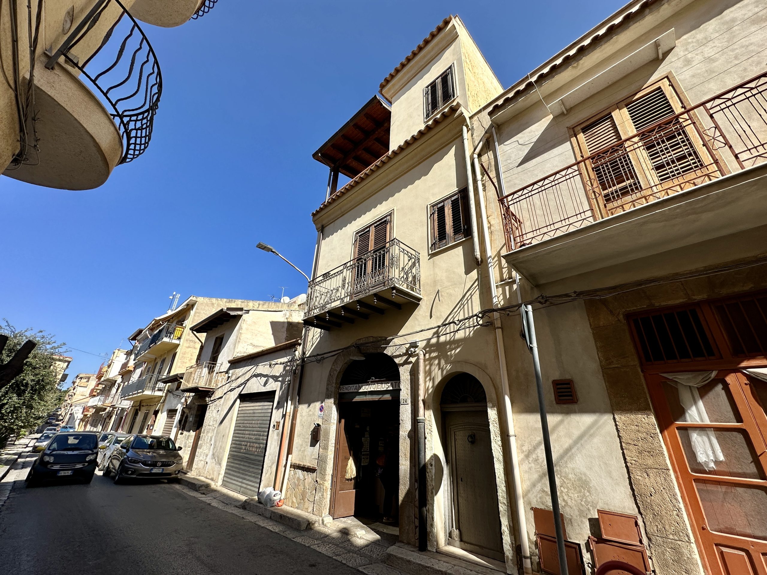 Casa indipendente in vendita a Partinico, Via Di Benedetto