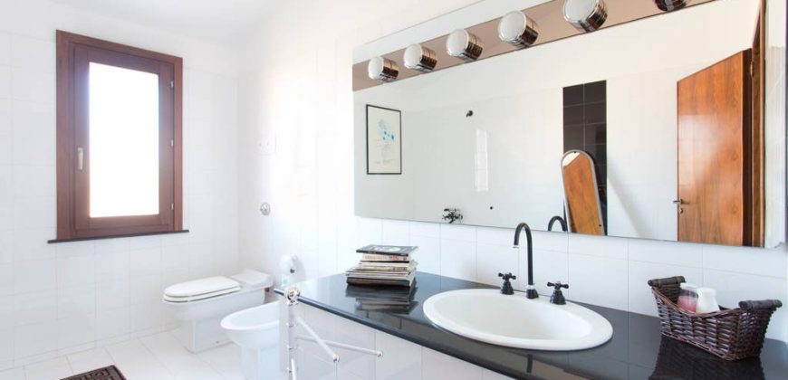 Villa in vendita a Trappeto, Contrada San Cataldo, Via dei Glicini