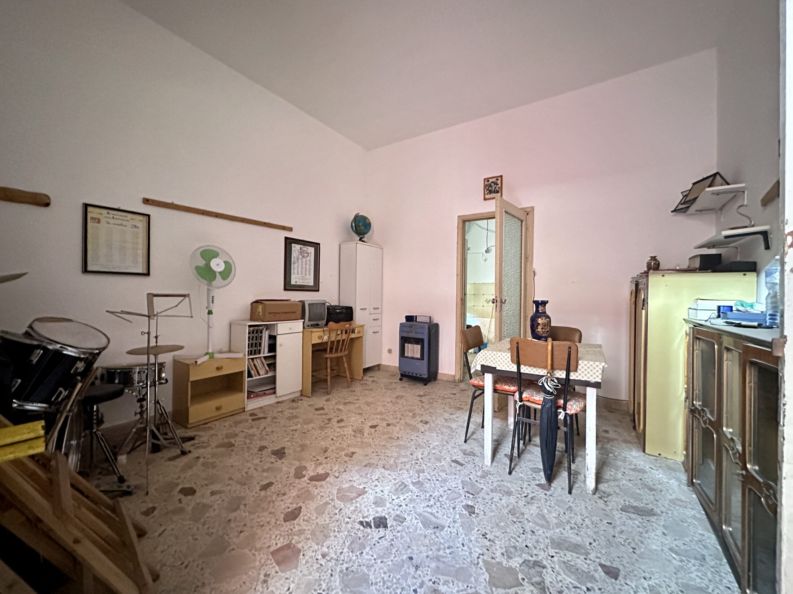 Casa indipendente in vendita a Partinico, Via Cutrò