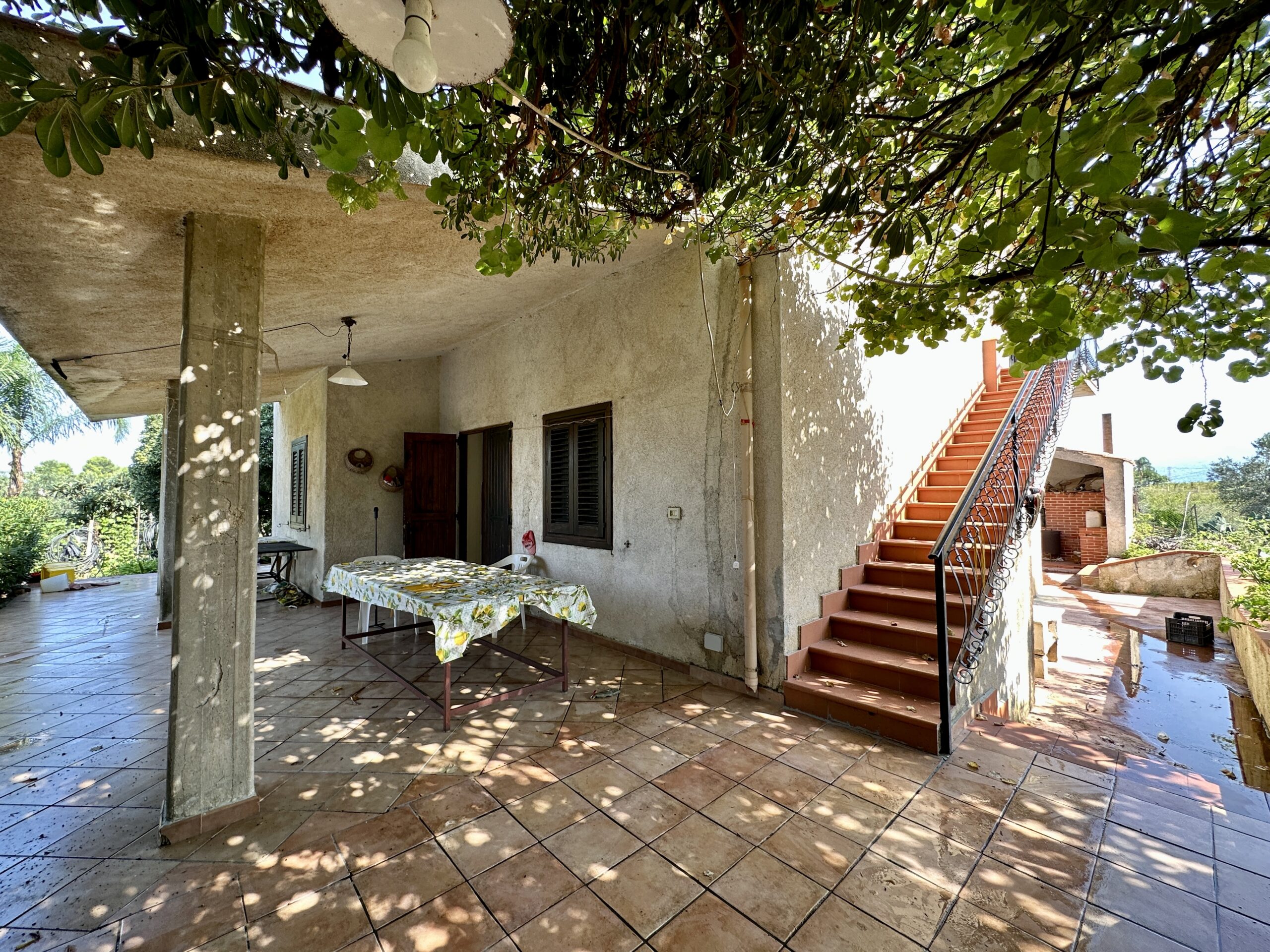 Villa in Vendita a Partinico, Contrada Bosco Falconeria