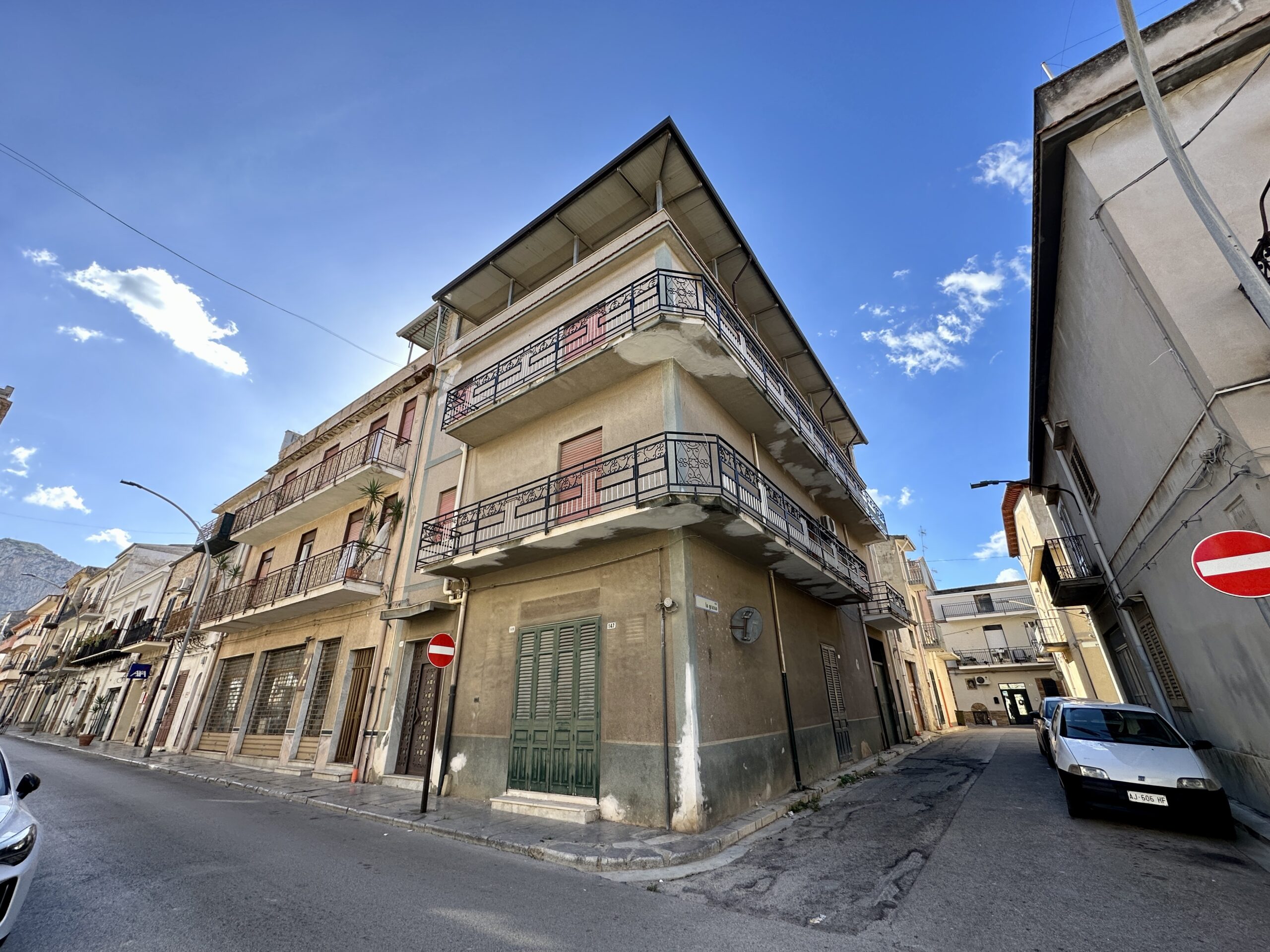 Casa indipendente in vendita a Partinico, Via Principe Amedeo