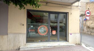 Locale commerciale in affitto a Partinico, Via Sebastiano La Franca