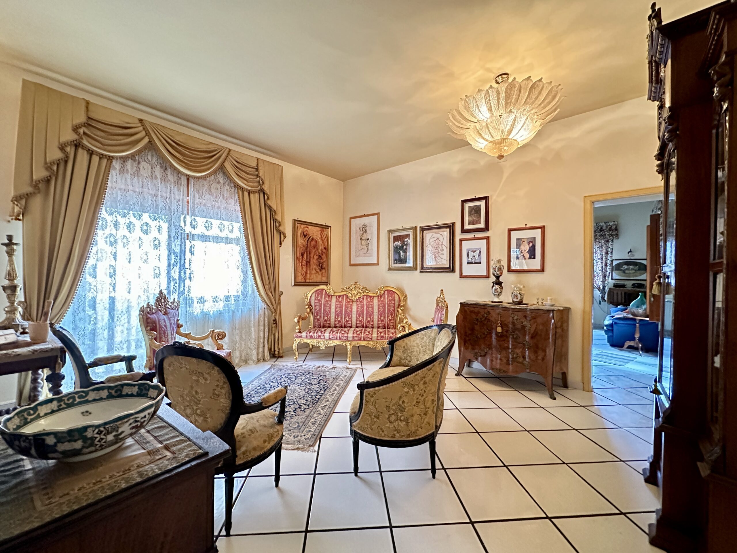 Villa in vendita a Partinico, Via Benedetto Croce