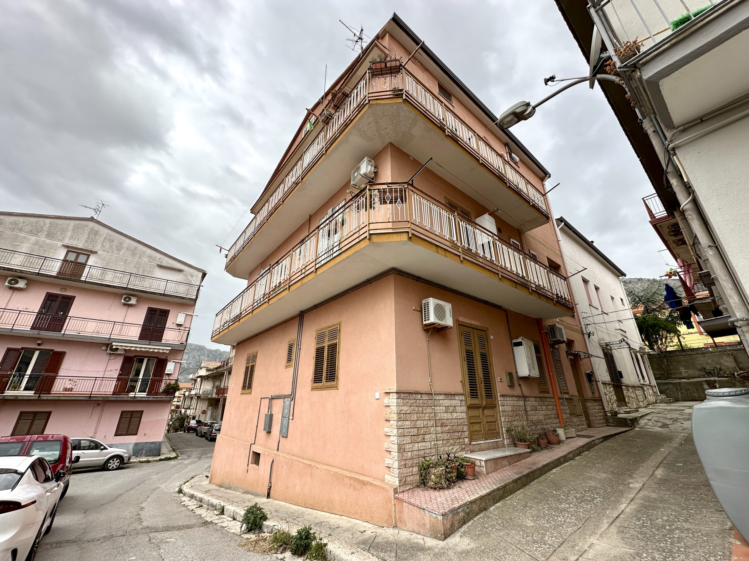 Appartamento in vendita a Piana degli Albanesi, Via Pio La Torre