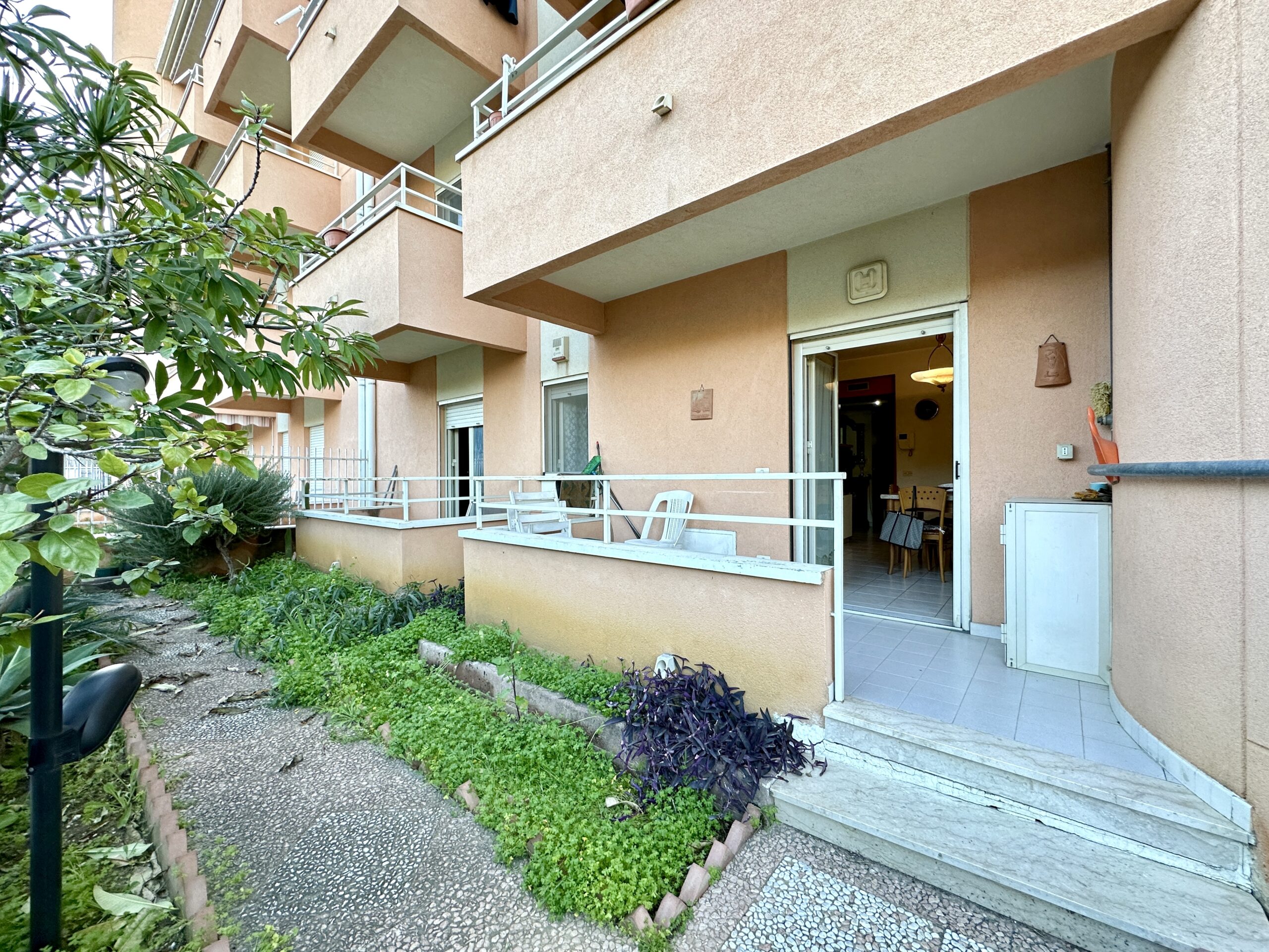Appartamento in vendita a Partinico, Via Ninni Cassarà